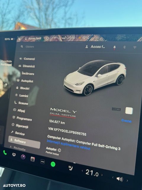 Tesla Model Y Performance - 8