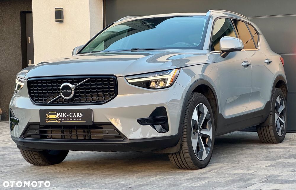 Volvo XC 40 B5 AWD Ultimate Dark
