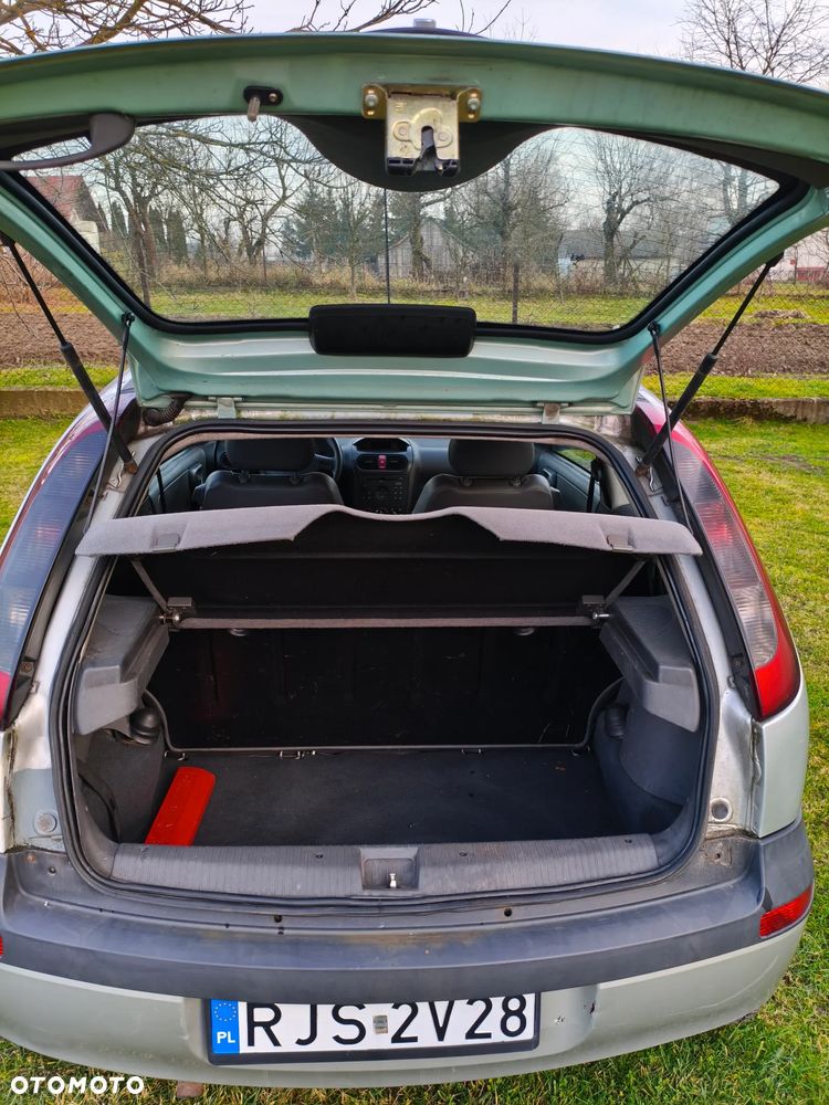 Opel Corsa - 8
