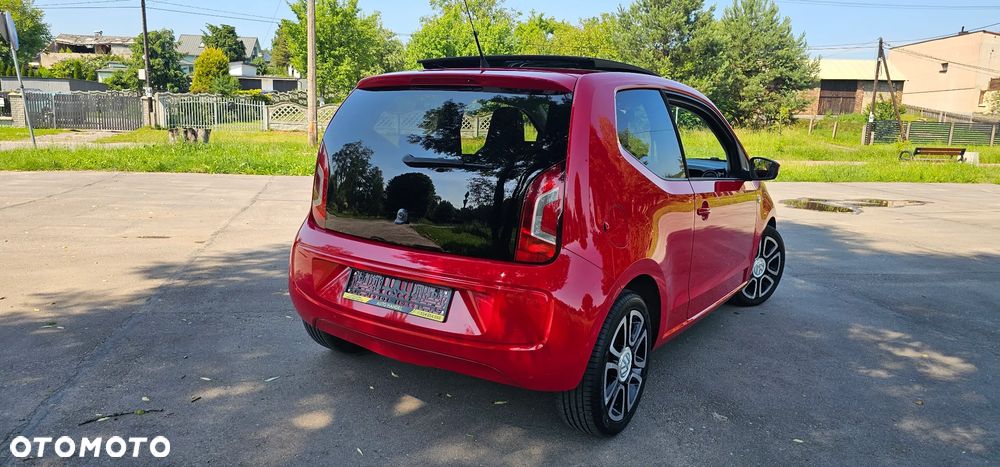 Volkswagen up! - 9