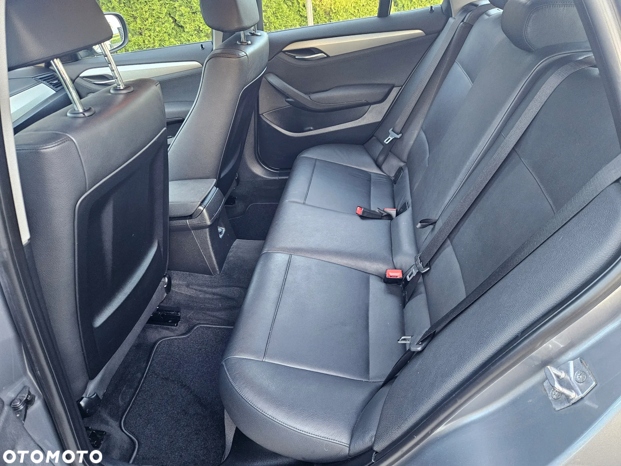 BMW X1 sDrive18d - 14