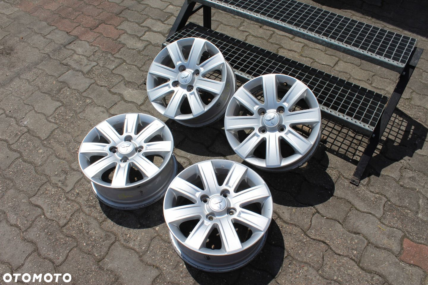 ORYG MITSUBISHI COLT 15cali 4x114,3 ET46 6J - 6