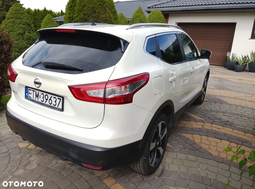 Nissan Qashqai 1.2 DIG-T Xtronic 360 - 3