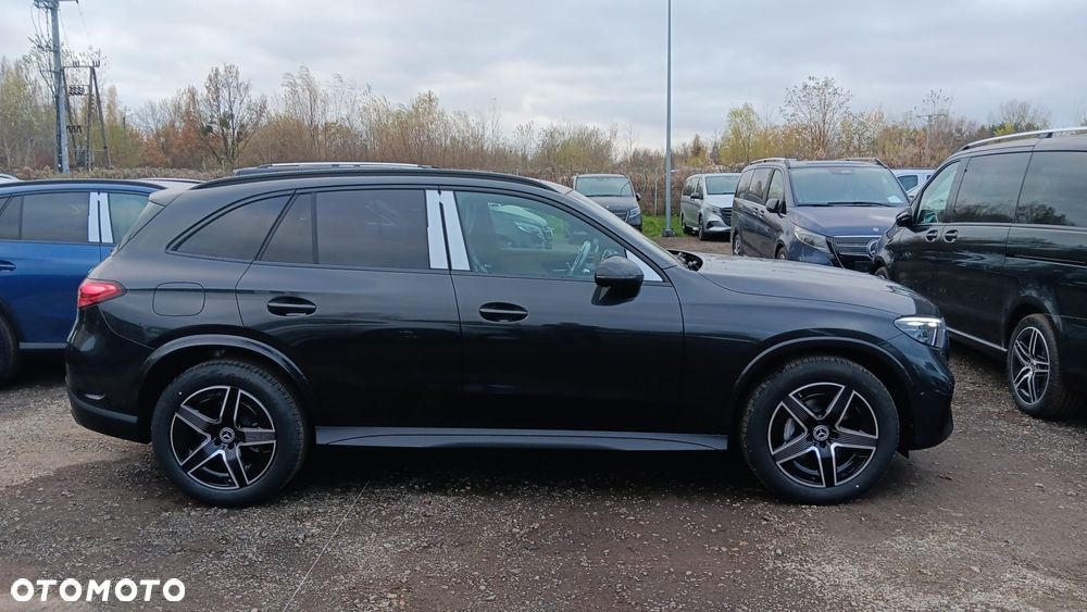 Mercedes-Benz GLC Coupe 200 mHEV 4-Matic AMG Line - 2