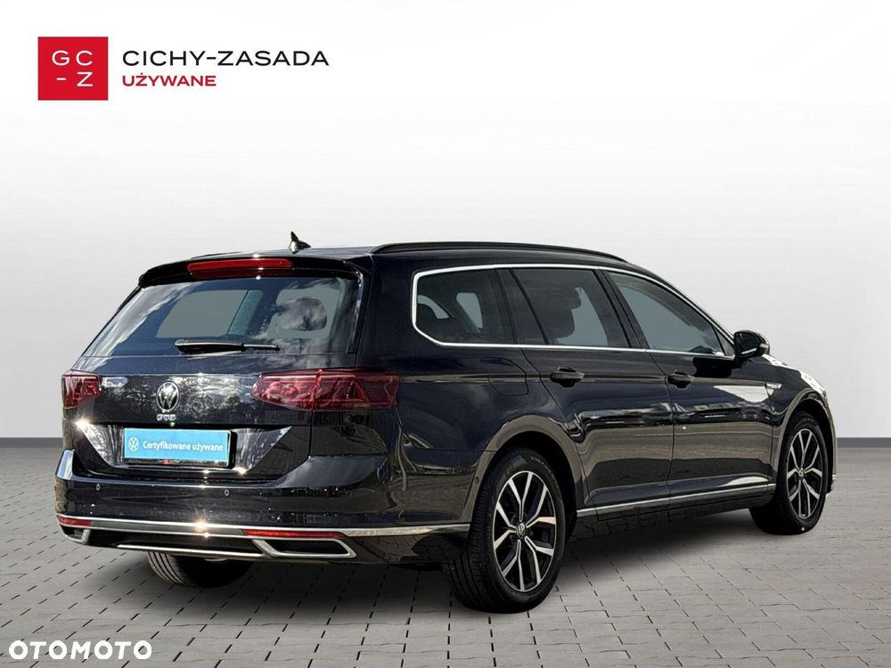 Volkswagen Passat - 5