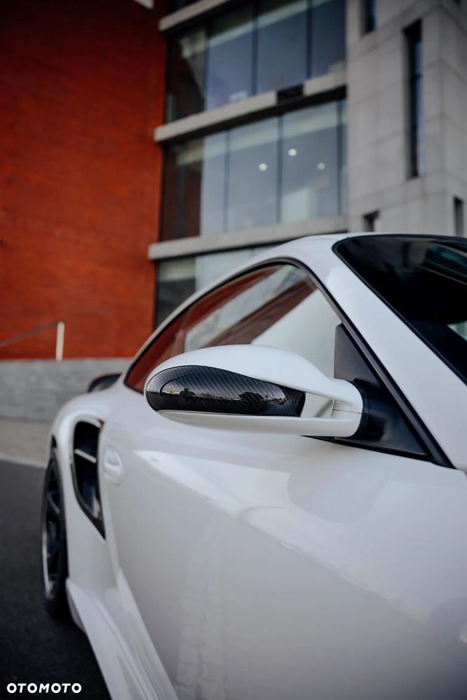 Porsche 911 Turbo Tiptronic S - 12