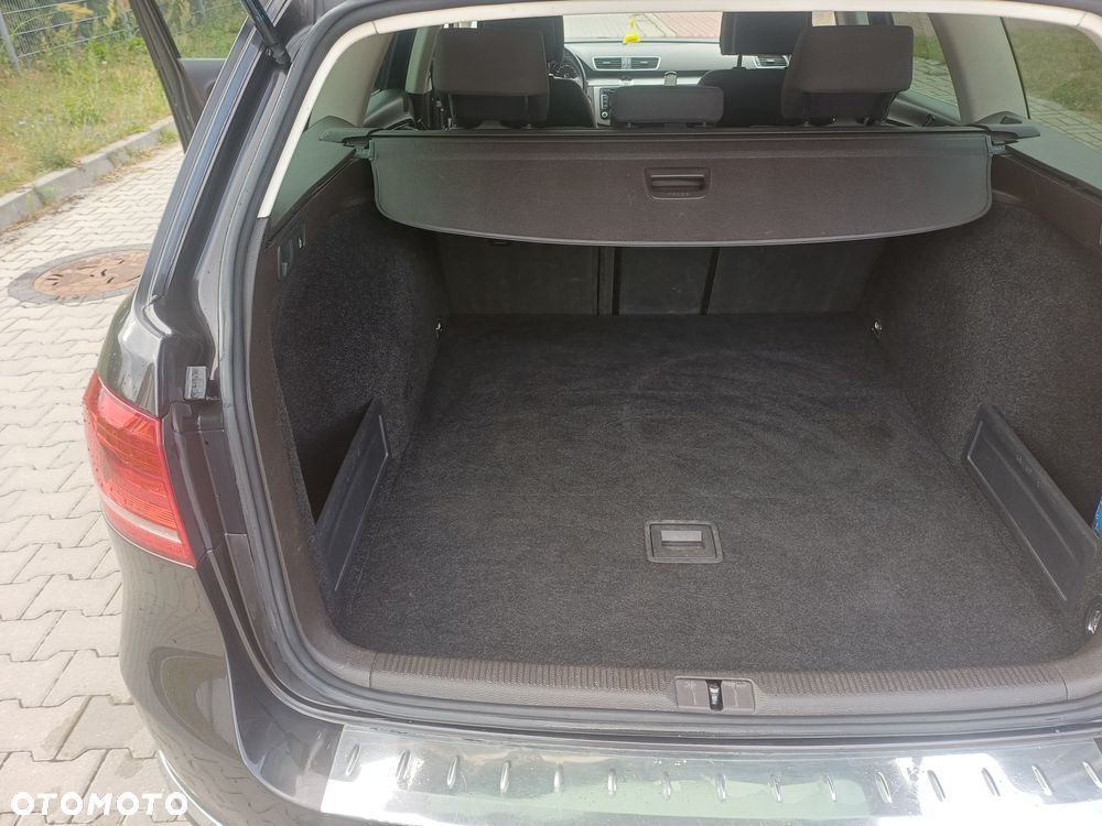 Volkswagen Passat 2.0 TDI 4Mot Highline DSG - 22