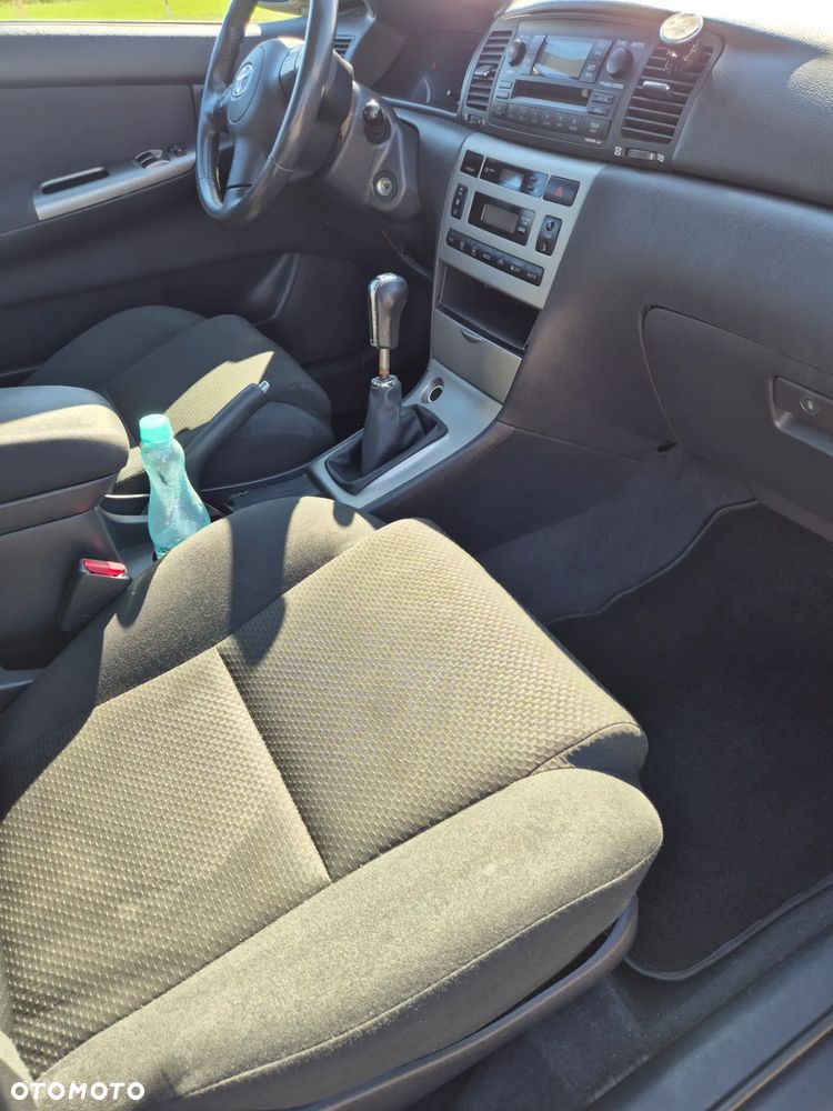Toyota Corolla 1.4 VVT-i - 11