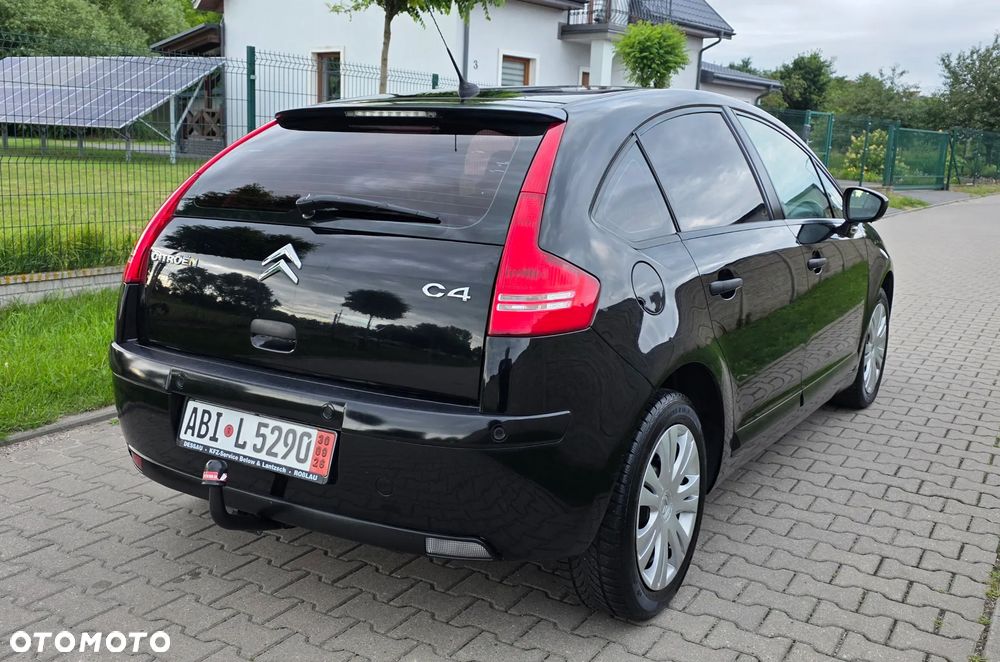 Citroën C4 1.4 16V Advance - 11