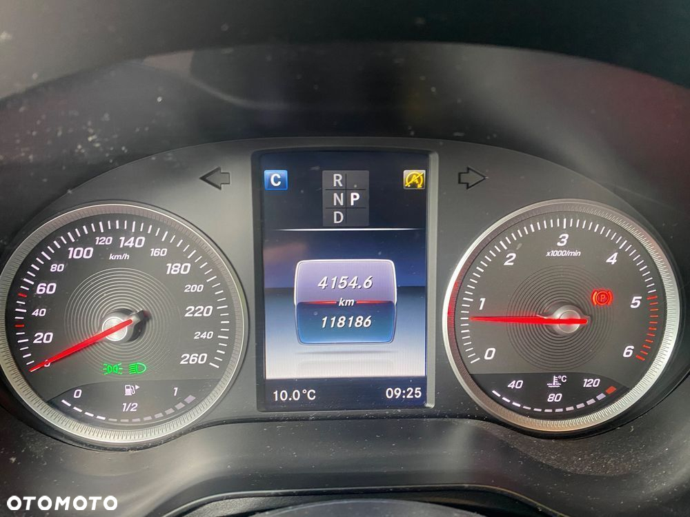 Mercedes-Benz GLC 220 d 4-Matic - 23