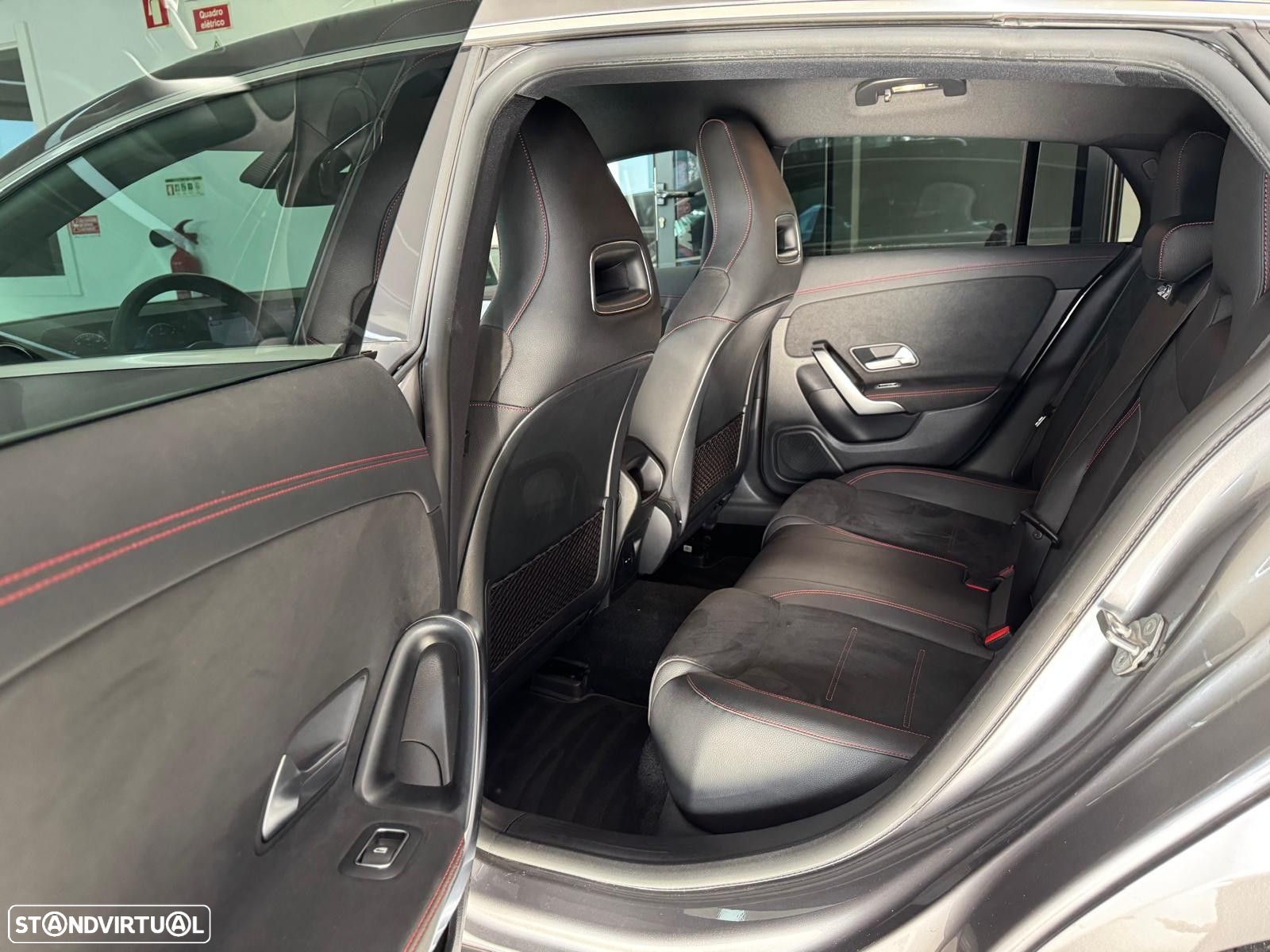 Mercedes-Benz CLA 220 d Shooting Brake AMG Line Aut. - 11