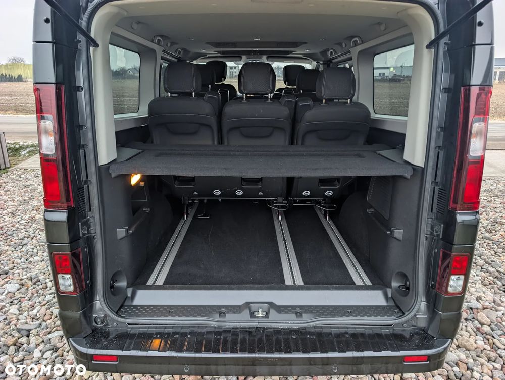 Renault Trafic Grand 2.0 dCi EDC - 18