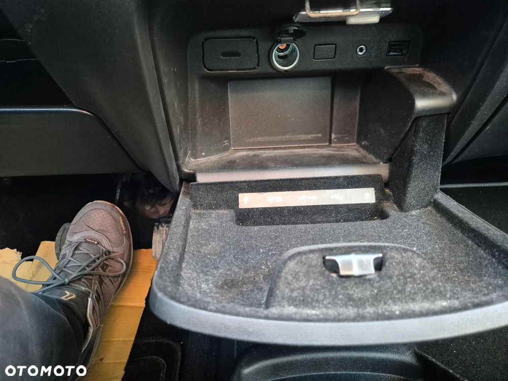 Citroën C4 Grand Picasso THP 165 Stop&Start EAT6 SHINE - 23