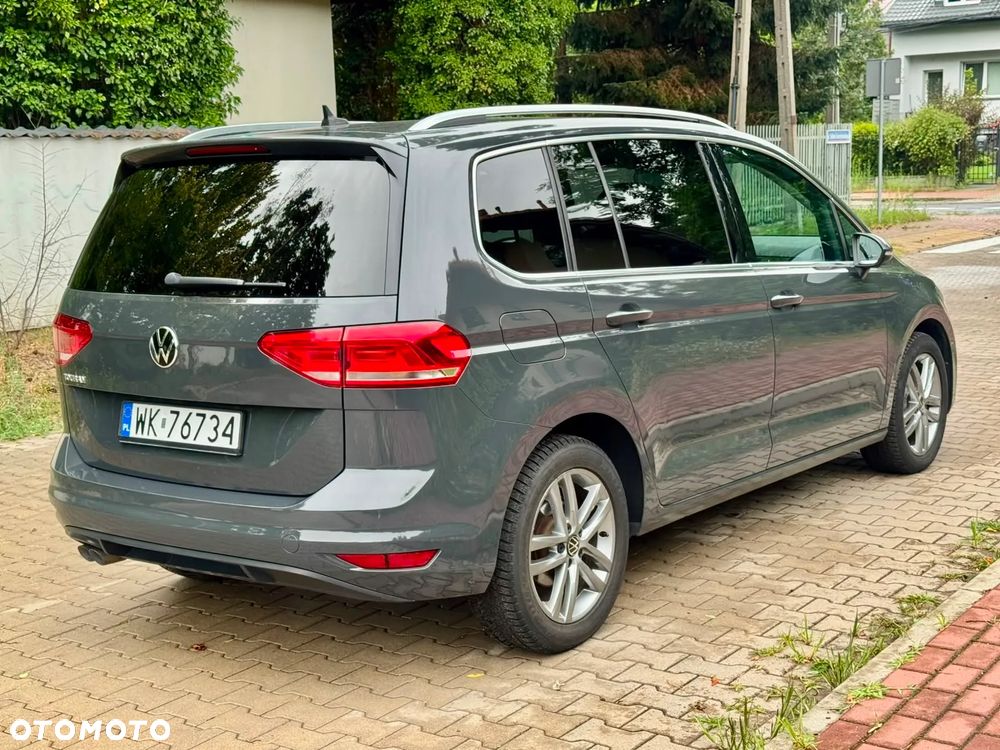Volkswagen Touran 2.0 TDI BMT Highline DSG - 11