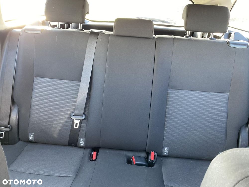Toyota Auris - 22