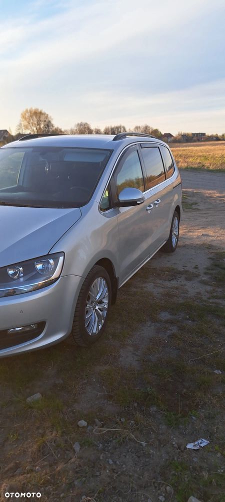 Volkswagen Sharan 2.0 TDI Comfortline DSG - 4