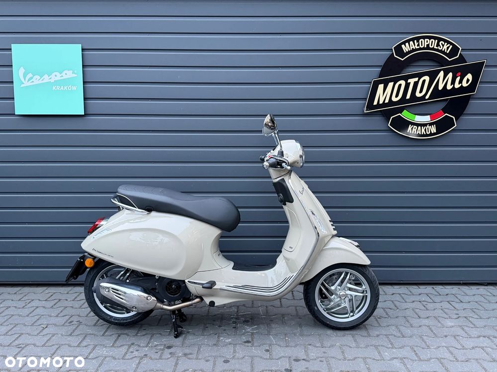 Vespa Primavera - 3