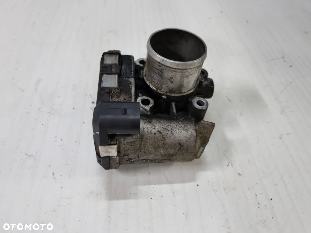 PRZEPUSTNICA TRAFIC VIVARO 2.0 DCI 06-14r. 0281002681 - 1