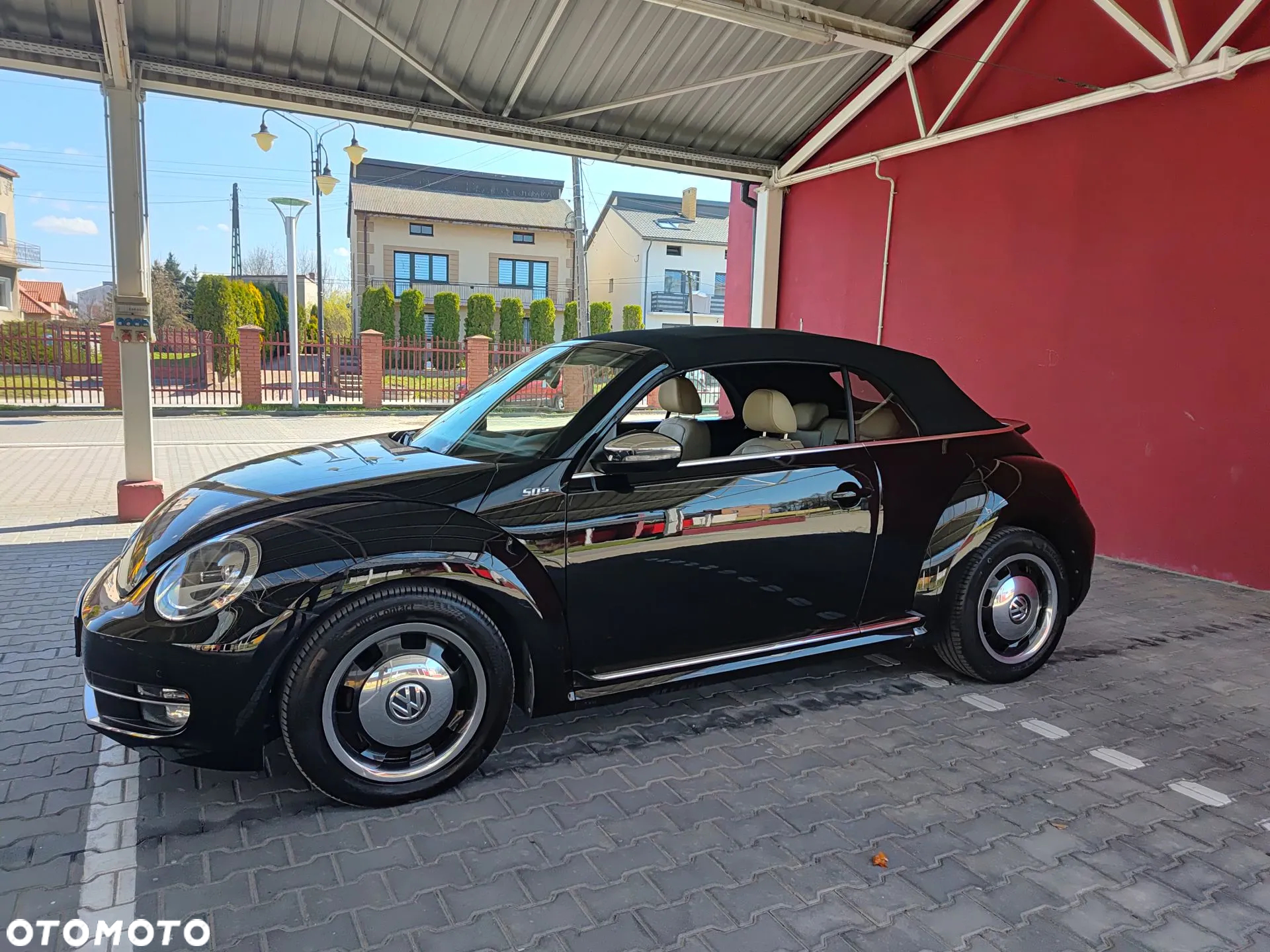 Volkswagen Beetle The Cabriolet 1.6 TDI BlueMotion Technology 50s - 16