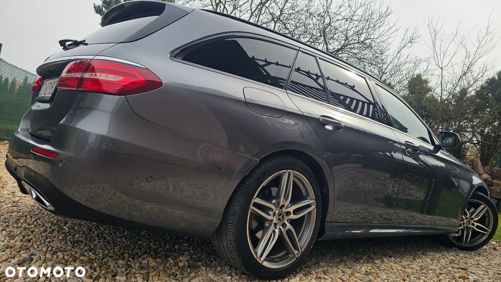 Mercedes-Benz Klasa E 220 d 4Matic 9G-TRONIC AMG Line - 14