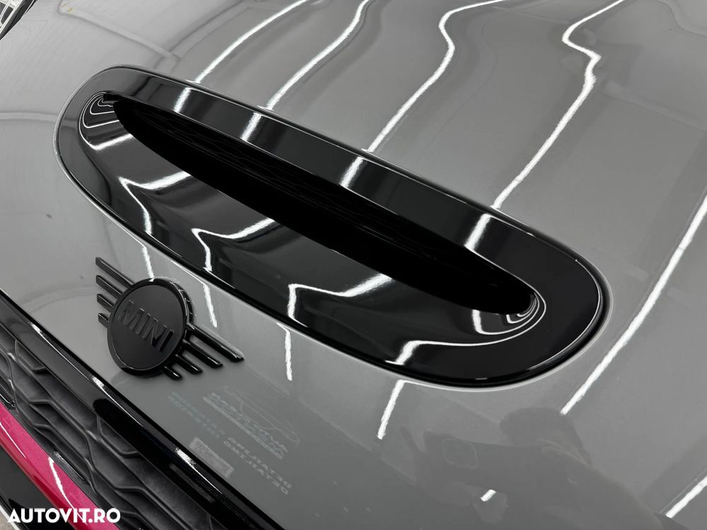 Mini Cooper John Works Trim - 21
