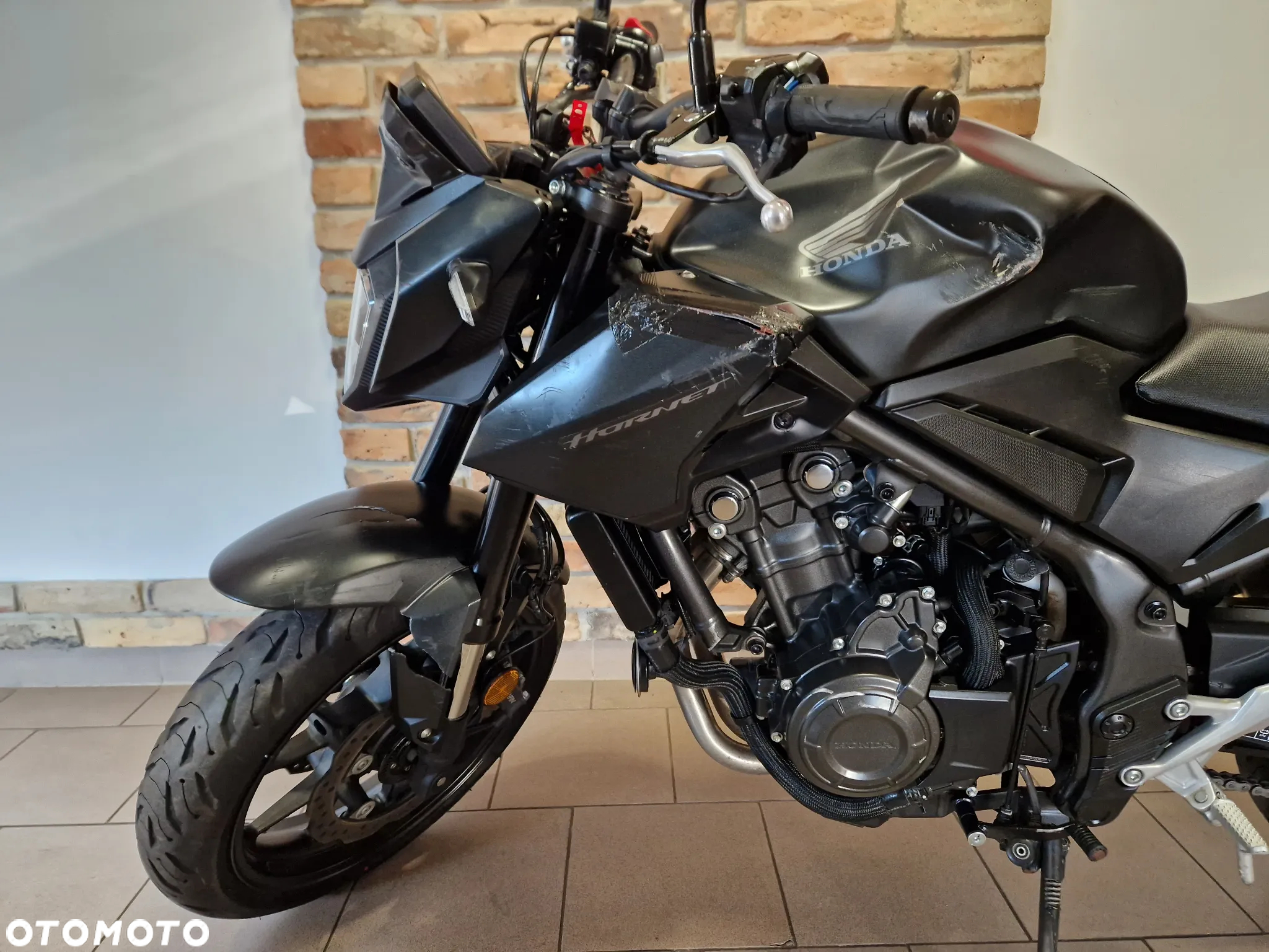 Honda Hornet - 10