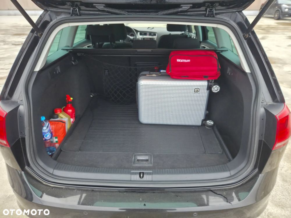 Volkswagen Golf 1.6 TDI Highline - 7