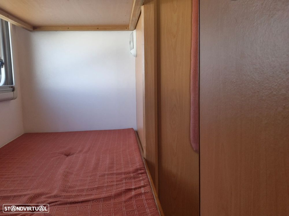 Sky Capuchine FIAT DUCATO 2.8 JTD  - SKY - 7 LUGARES - 6 DORMIDAS - 28