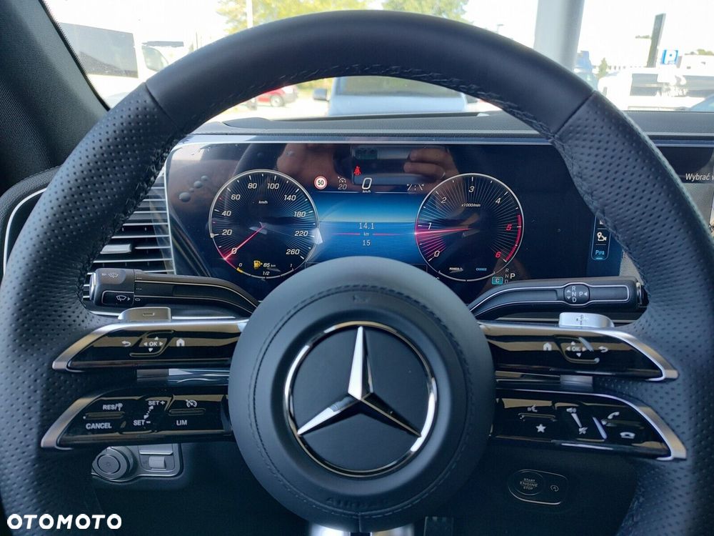 Mercedes-Benz GLE - 13