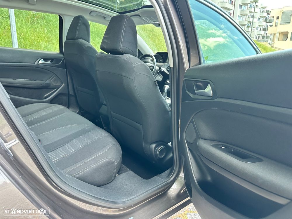 Peugeot 308 BlueHDi FAP 120 EAT6 Stop & Start Allure - 27