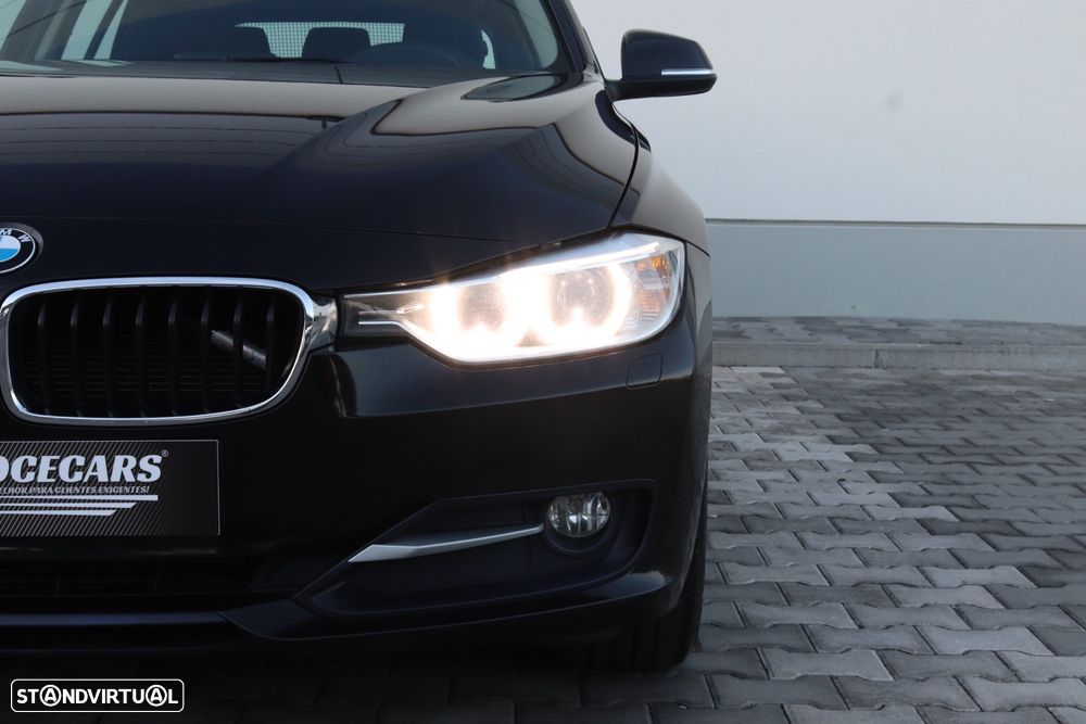 BMW 318 d Touring xDrive Line Sport - 20