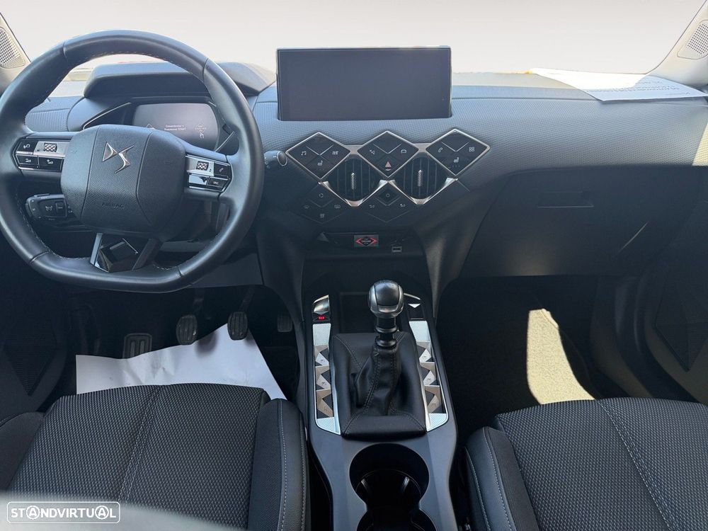 DS DS3 Crossback 1.2 PureTech Roofs of Paris - 10