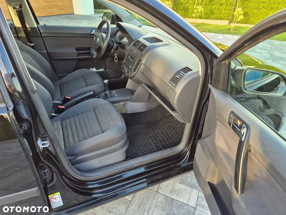 Volkswagen Polo 1.4 16V Q-Line - 9