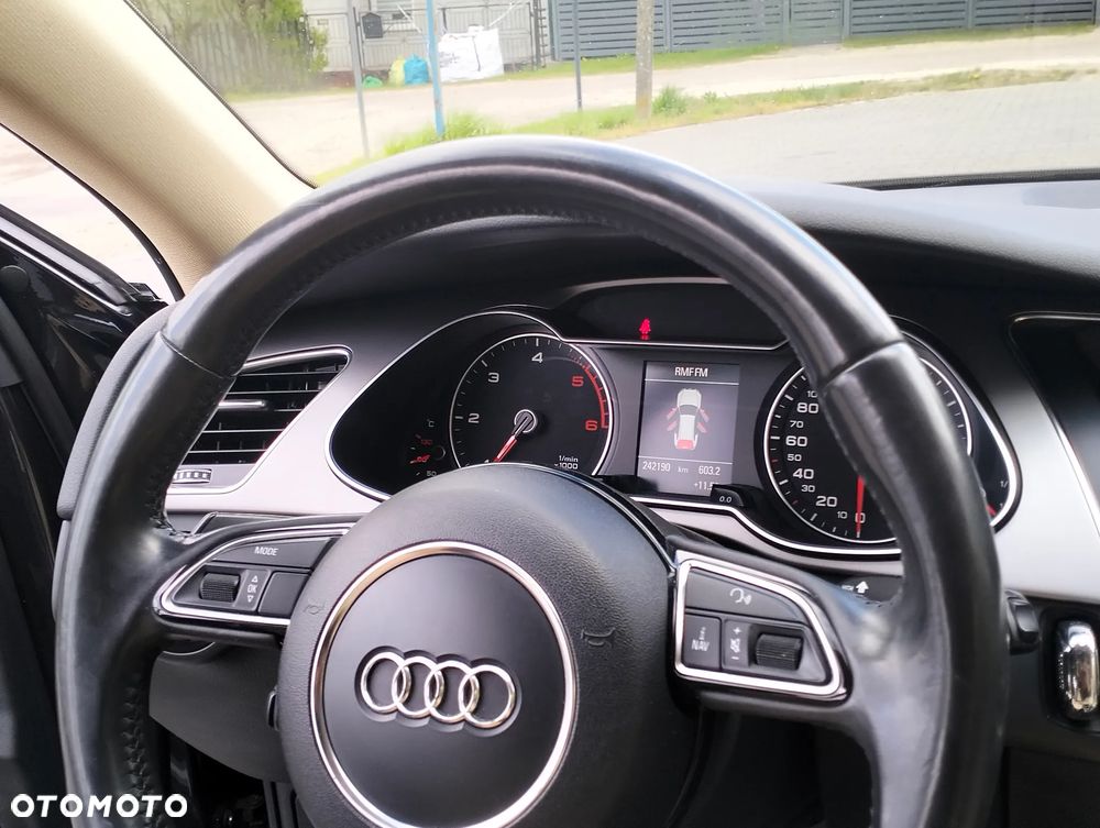Audi A4 Avant 2.0 TDI DPF quattro Attraction - 37