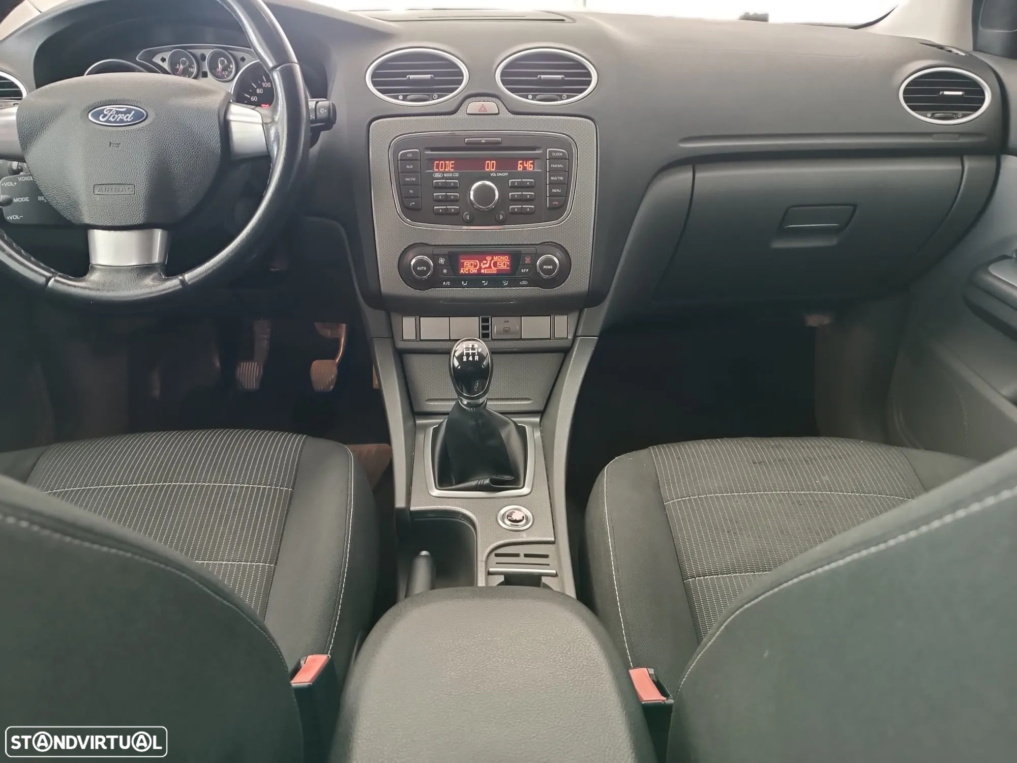Ford Focus SW 1.8 TDCi Titanium - 18