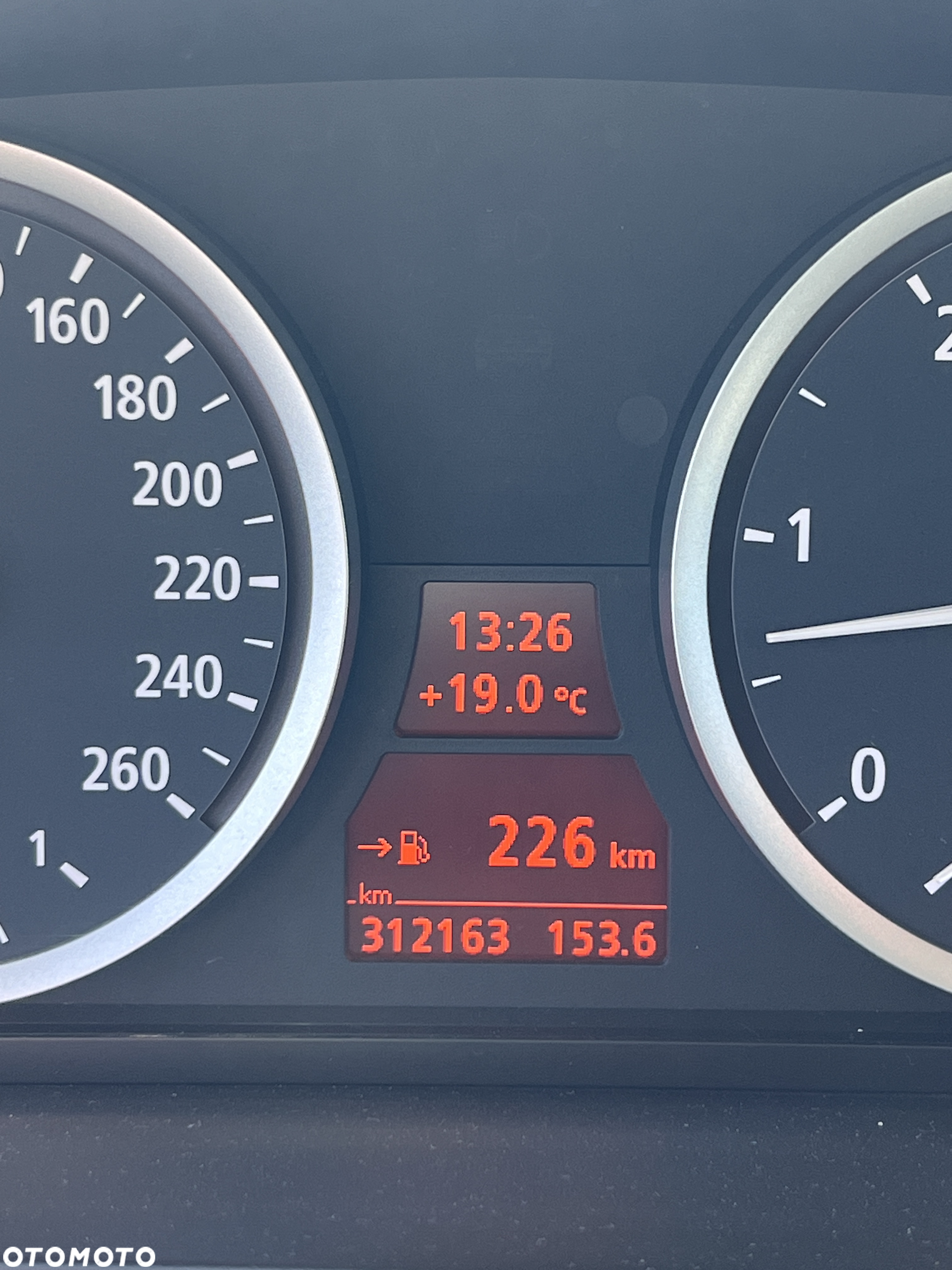 BMW Seria 5 525d - 8