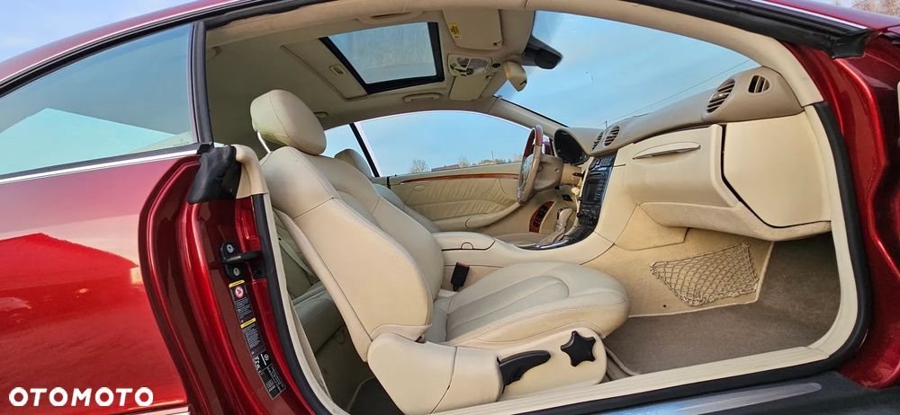 Mercedes-Benz CLK - 18