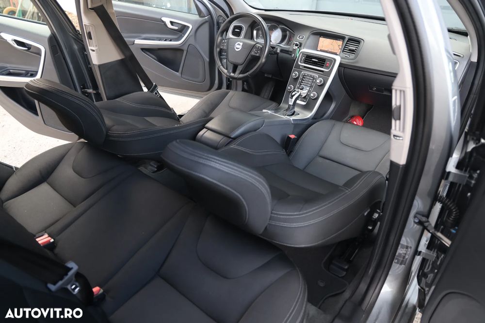 Volvo V60 D2 DRIVe Kinetic - 16