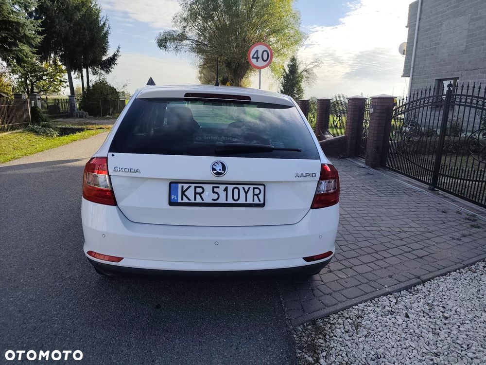 Skoda Rapid 2014 photo 5