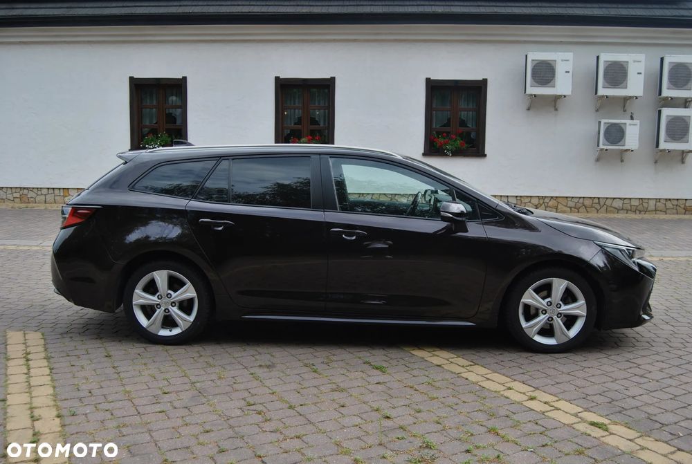 Toyota Corolla 1.8 Hybrid Comfort - 21