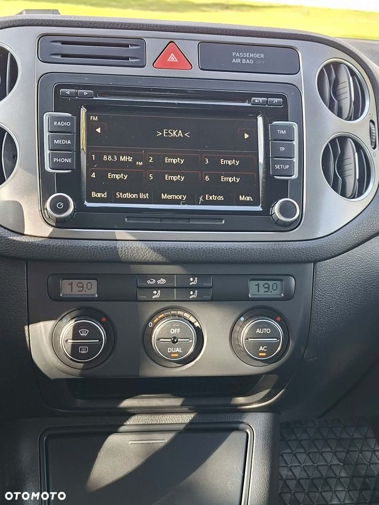 Volkswagen Tiguan - 12