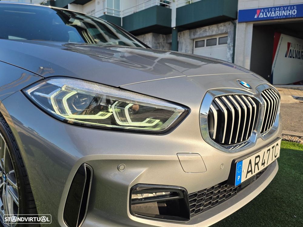 BMW 116 d Pack Desportivo M - 4