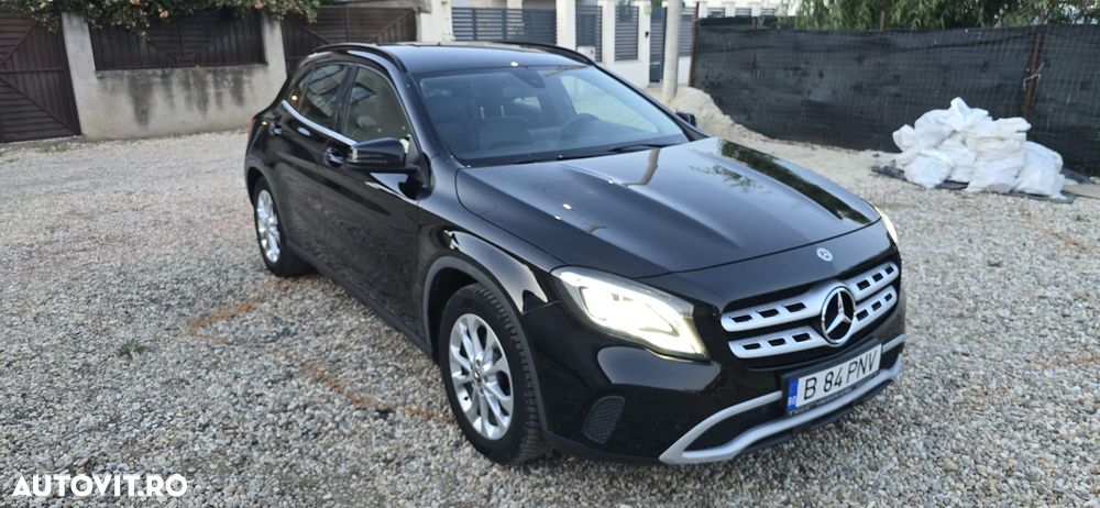 Mercedes-Benz GLA 200 d 4MATIC Aut. - 12