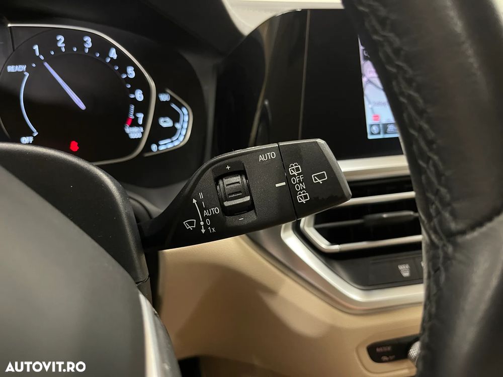 BMW Seria 3 330e xDrive AT PHEV - 24