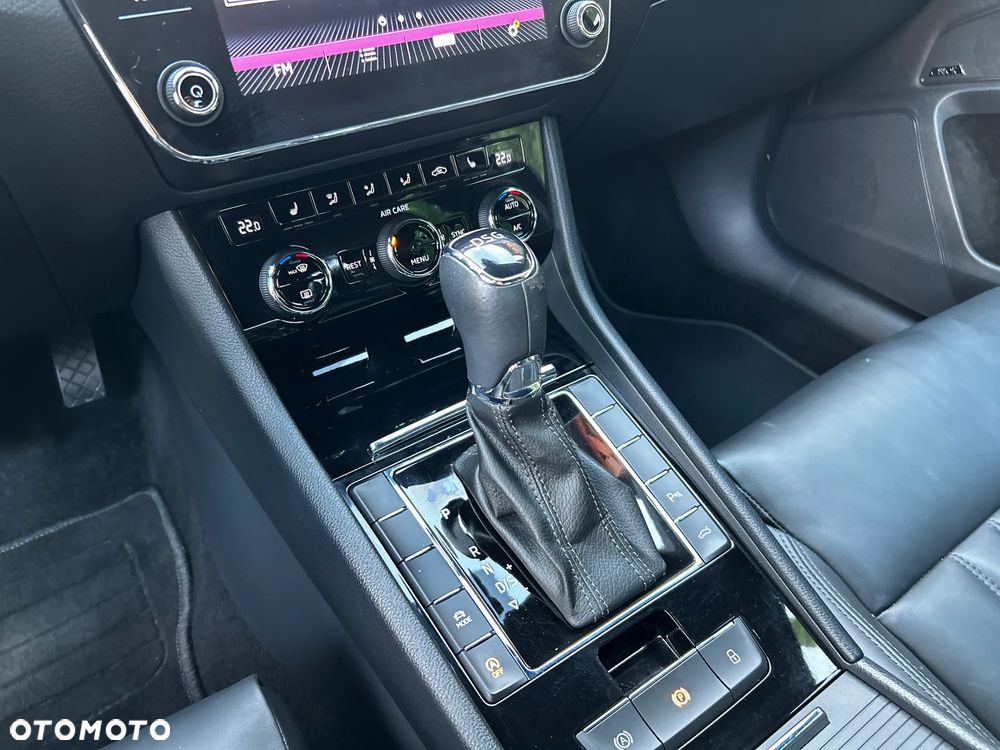 Skoda Superb 1.8 TSI DSG L&K - 28