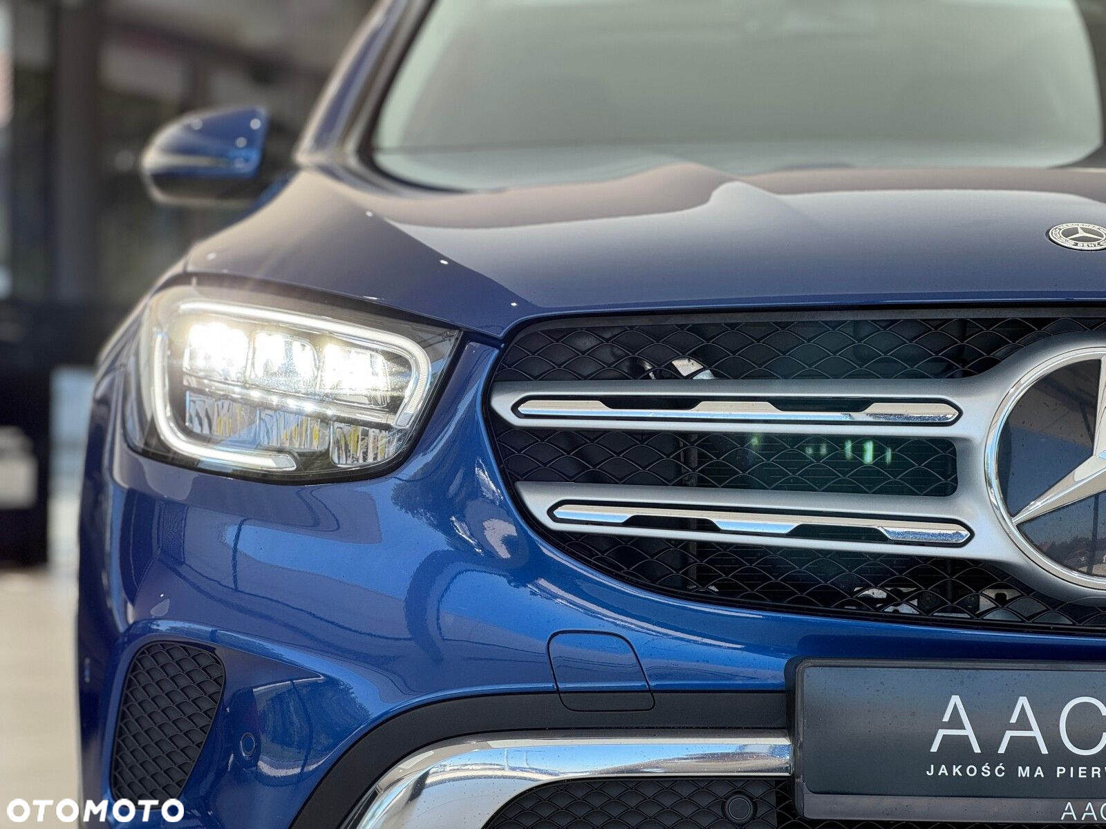 Mercedes-Benz GLC - 40
