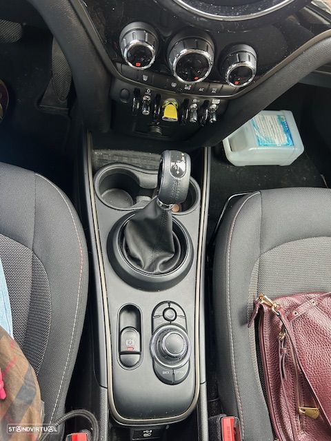 MINI Countryman Cooper SE ALL4 Auto - 4