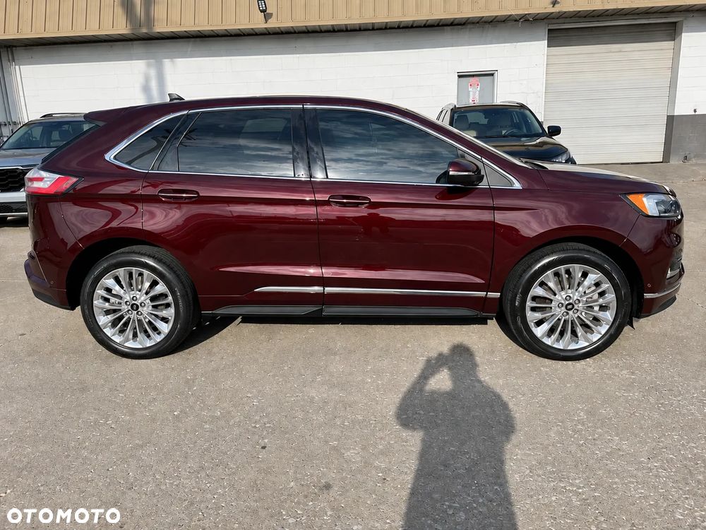 Ford Edge - 5