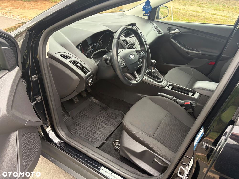 Ford Focus 1.5 EcoBoost Trend ASS - 6