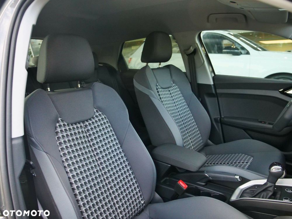 Audi A1 Sportback 35 TFSI S tronic - 21